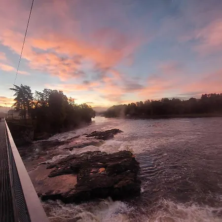 ベッド・アンド・ブレックファスト In With Norway ラルヴィク